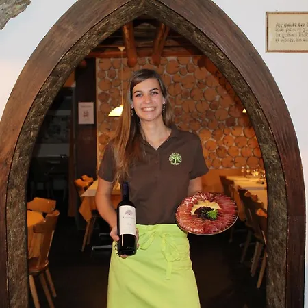 Landhuus Värdshus 3*